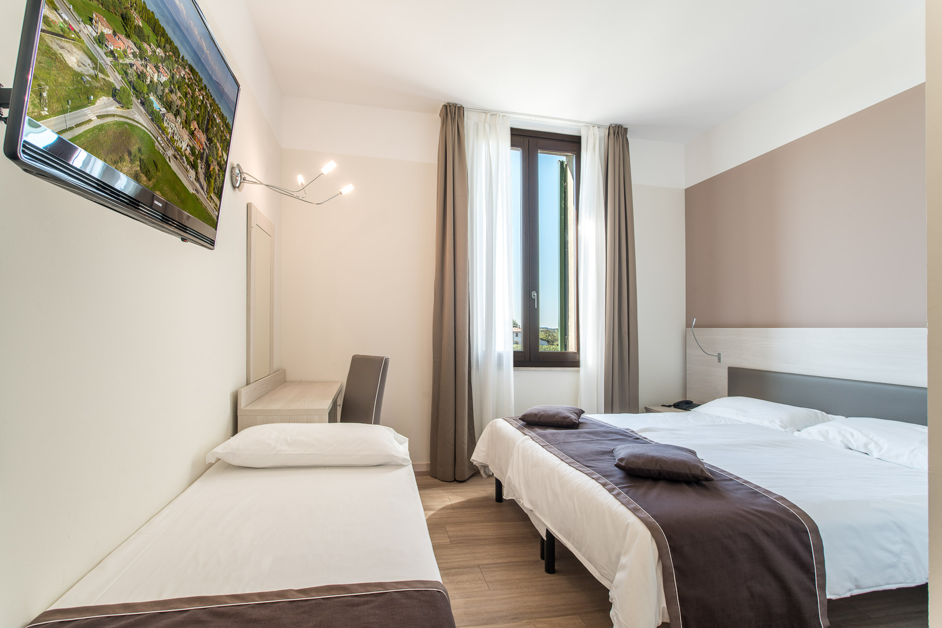 Hotel Sirmione, Garda